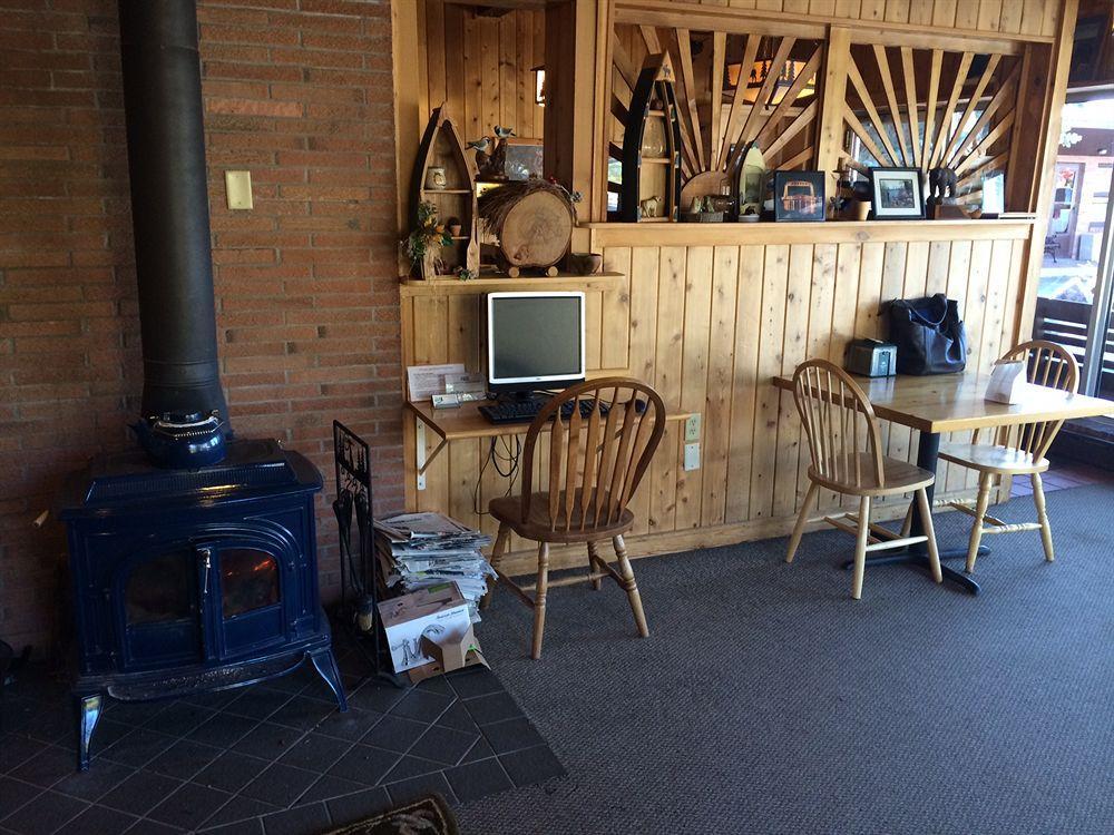 Willard Munger Motel