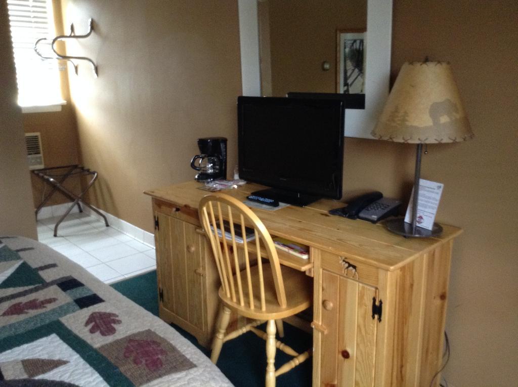 Willard Munger Motel Duluth