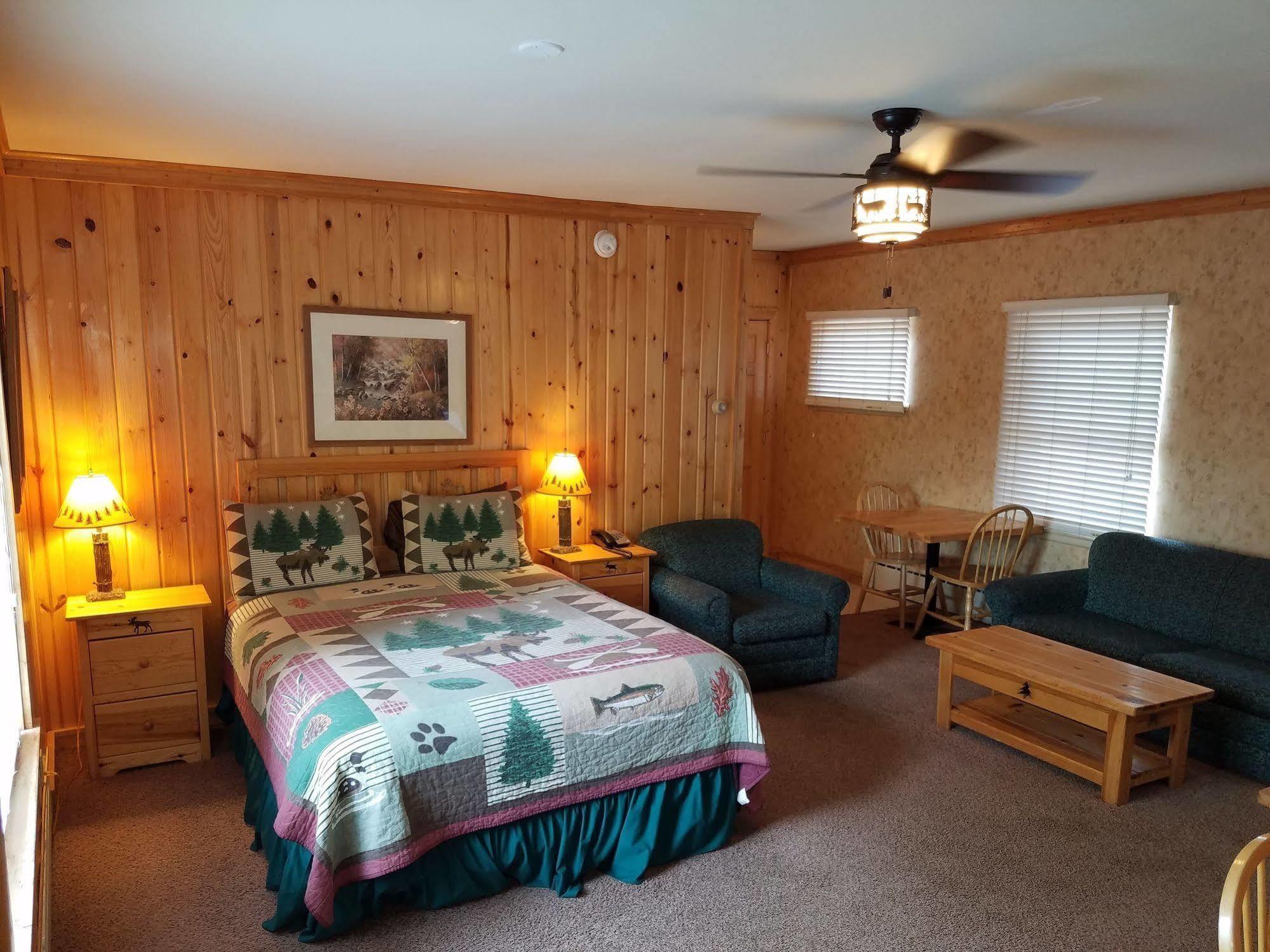 Motel Willard Munger Duluth
