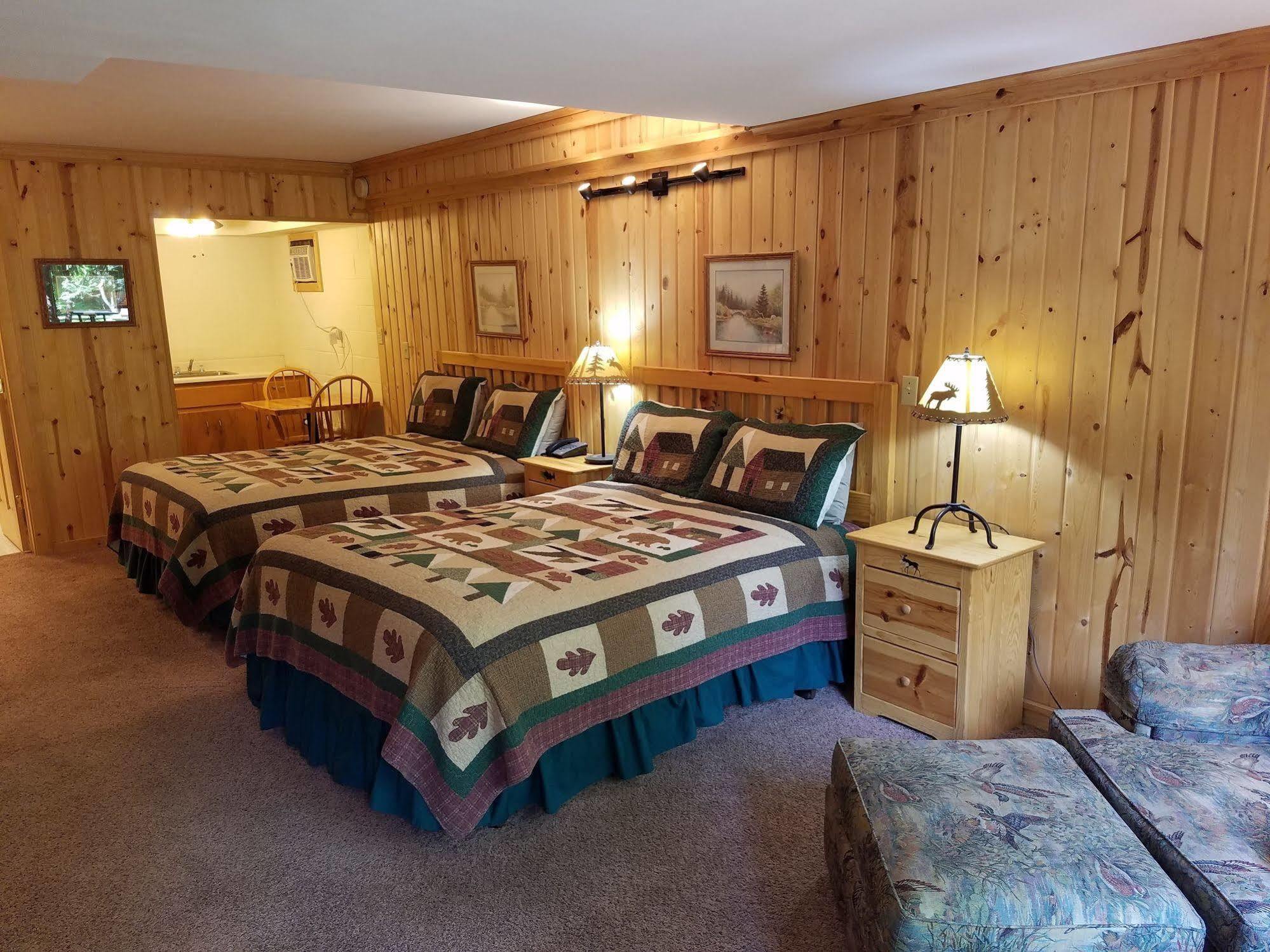 Willard Munger Motel 2*