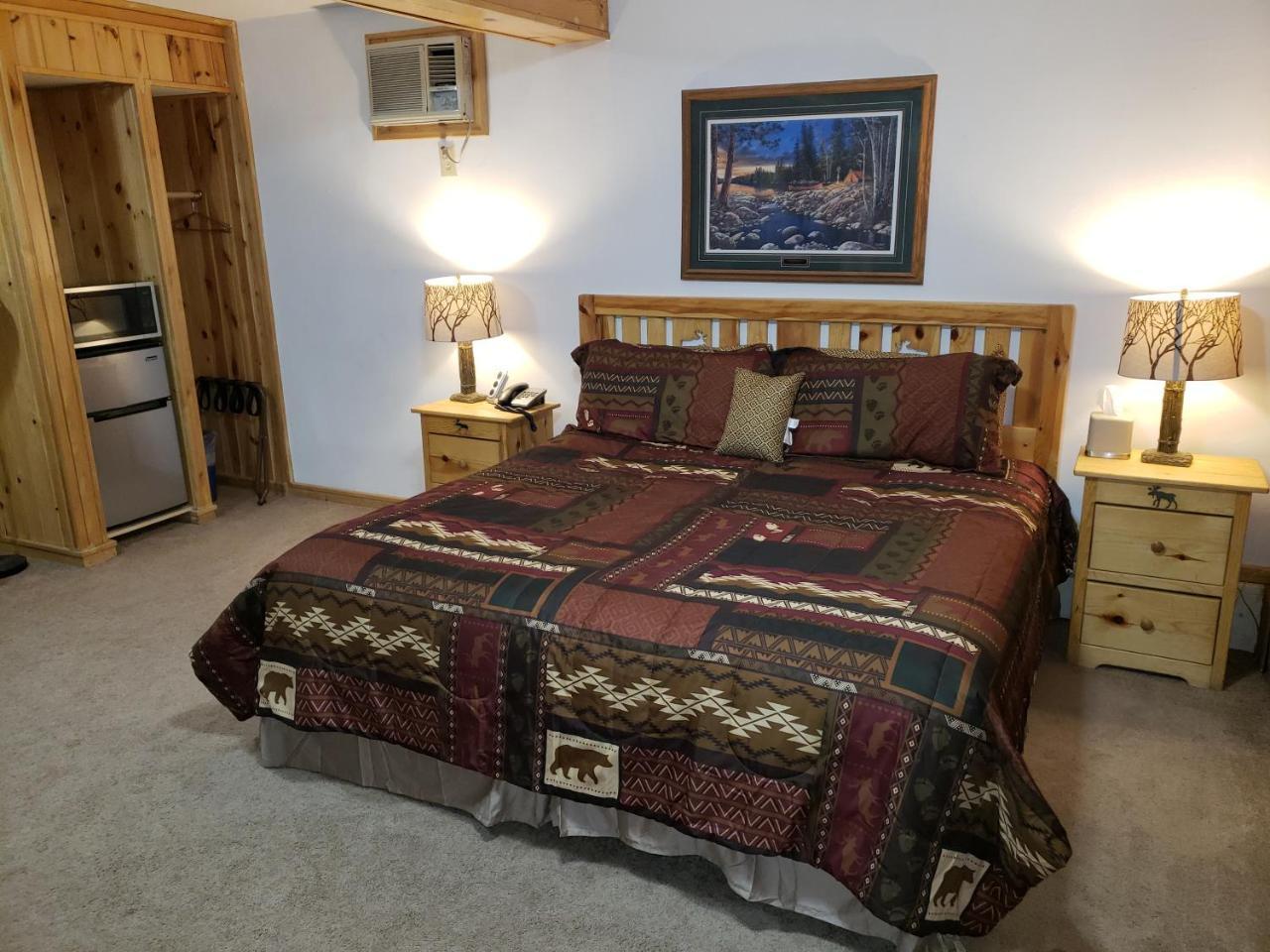 Willard Munger Motel Duluth
