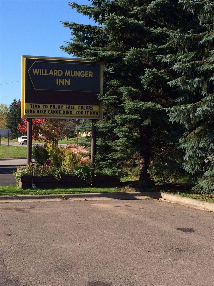 Willard Munger